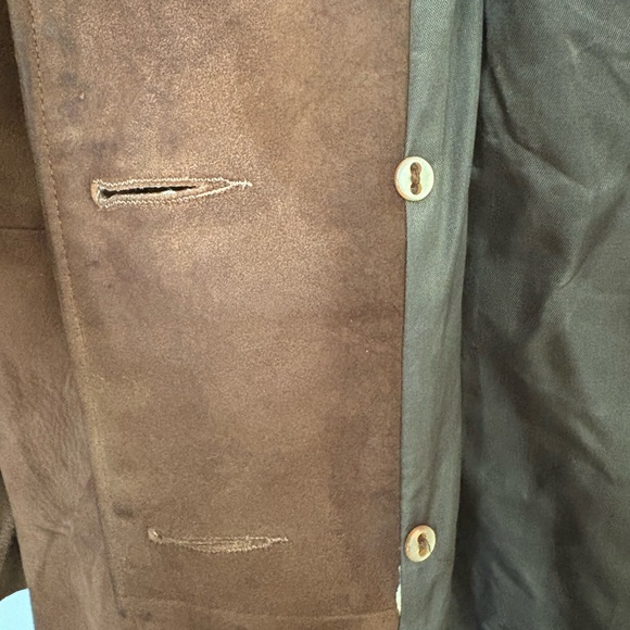 Elegant Brown Double-Breasted Women's Coat - Picture 5 of 6